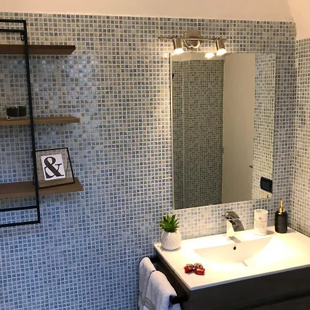 Rossi21 Апартаменты Кунео